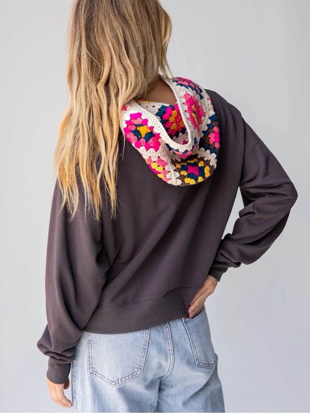 NATURAL LIFE Dark Gray Sweatshirt with Multicolor Crochet Hood - Picture 3 of 14